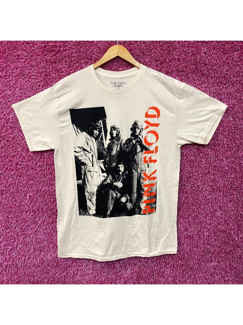 Pink Floyd Point Me at the Sky Graphic T-Shirt Large